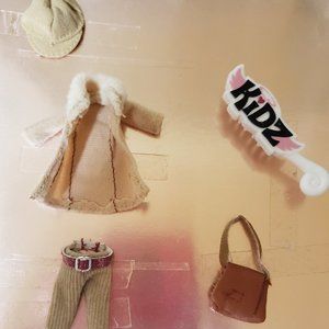 Bratt Doll kids Clothing & Accesories
